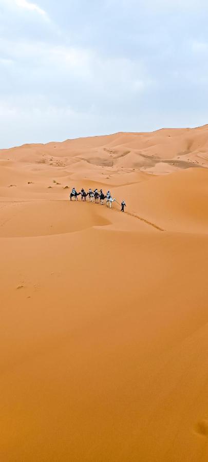 Authentic Luxury Camp Hotel Merzouga Ngoại thất bức ảnh