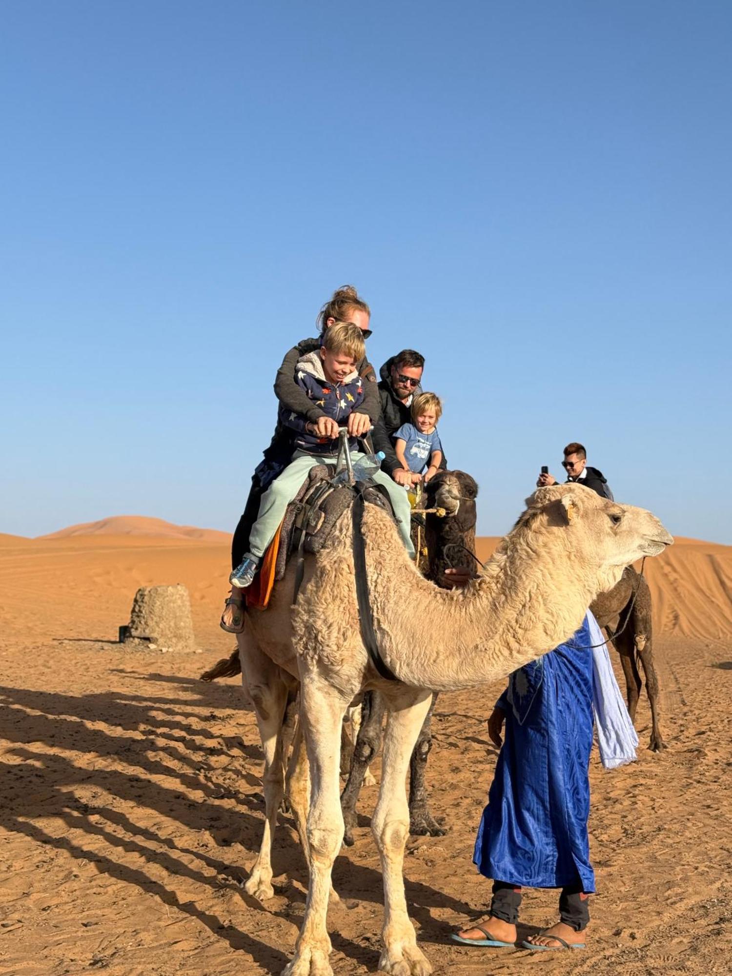 Authentic Luxury Camp Hotel Merzouga Ngoại thất bức ảnh
